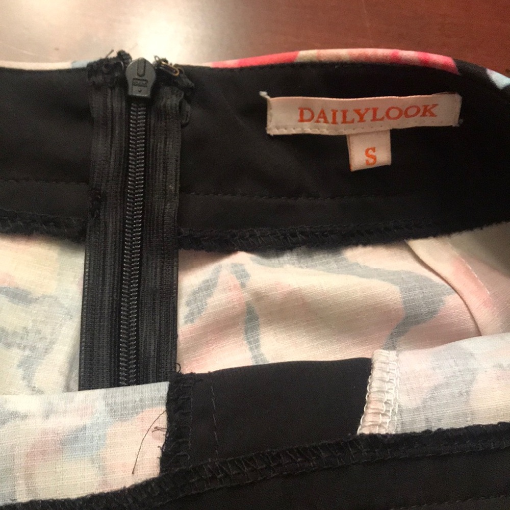 Fun skort!! - Picture 2 of 6